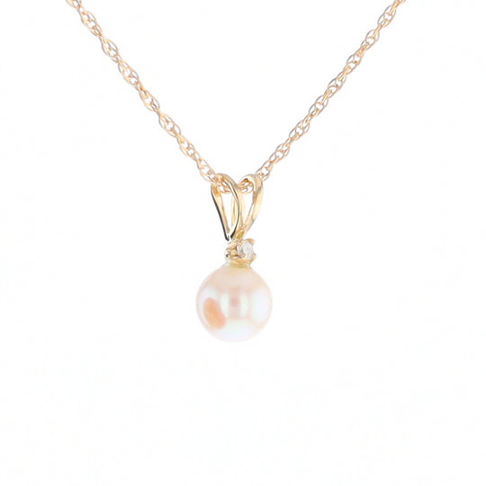 Pearl Pendant with Diamond Accent