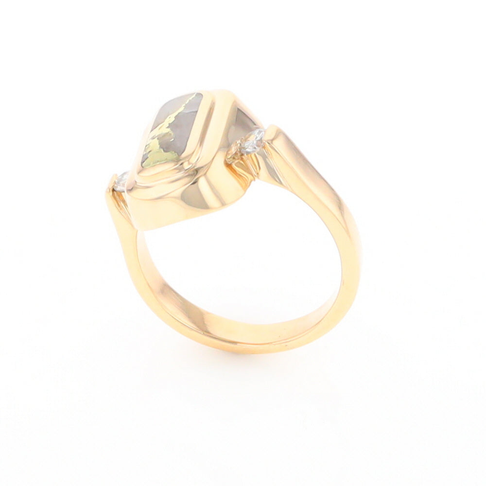 Gold Quartz Ring Oval Inlaid Design with .06ctw Round Diamonds