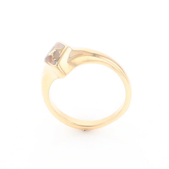 Gold Quartz Ring Diamond Shape Inlaid Design