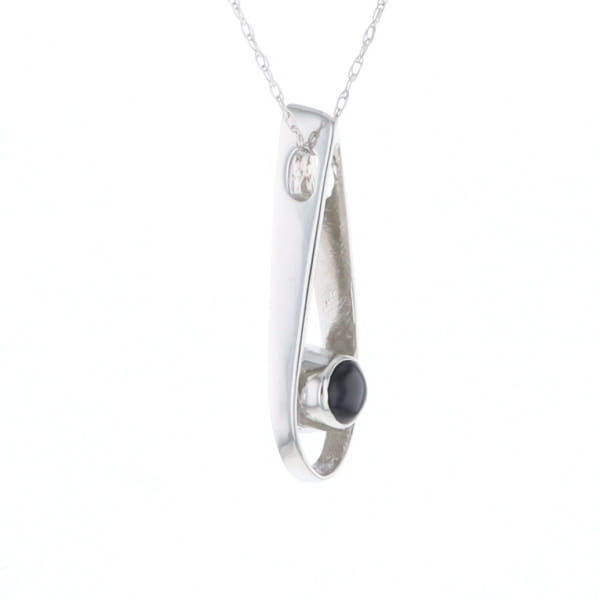 Open Teardrop Round Onyx Inlaid Pendant