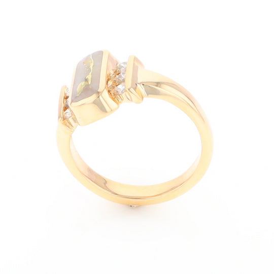 Gold Quartz Ring Oval Inlaid Design with .24ctw Round Diamonds