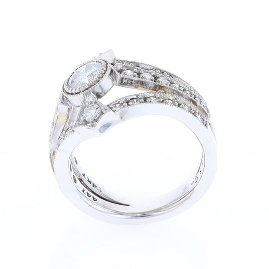 The Queen's Ring - Salt and Pepper