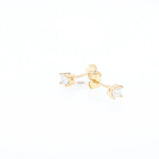 0.39ctw Diamond Stud Earrings