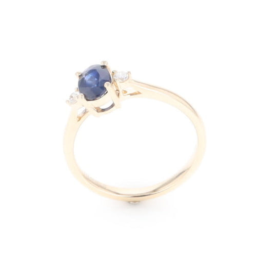 Oval Sapphire Ring With 2 Accent Diamonds