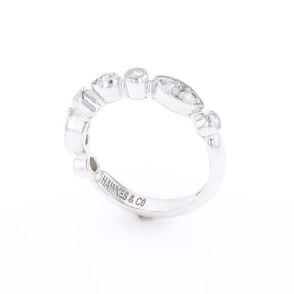 Simply Vintage Wedding Band (White Gold)