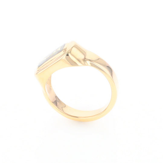 Gold Quartz Ring Oval Inlaid Design - G2