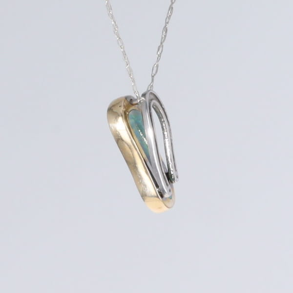 Opal Pendant Inlaid Single Sandal Design