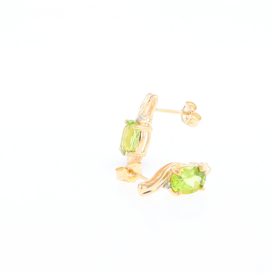 Peridot Ribbon Stud Earrings