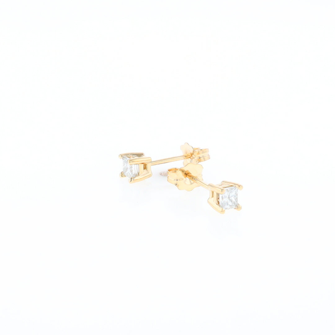 0.38ctw Diamond Stud Earrings