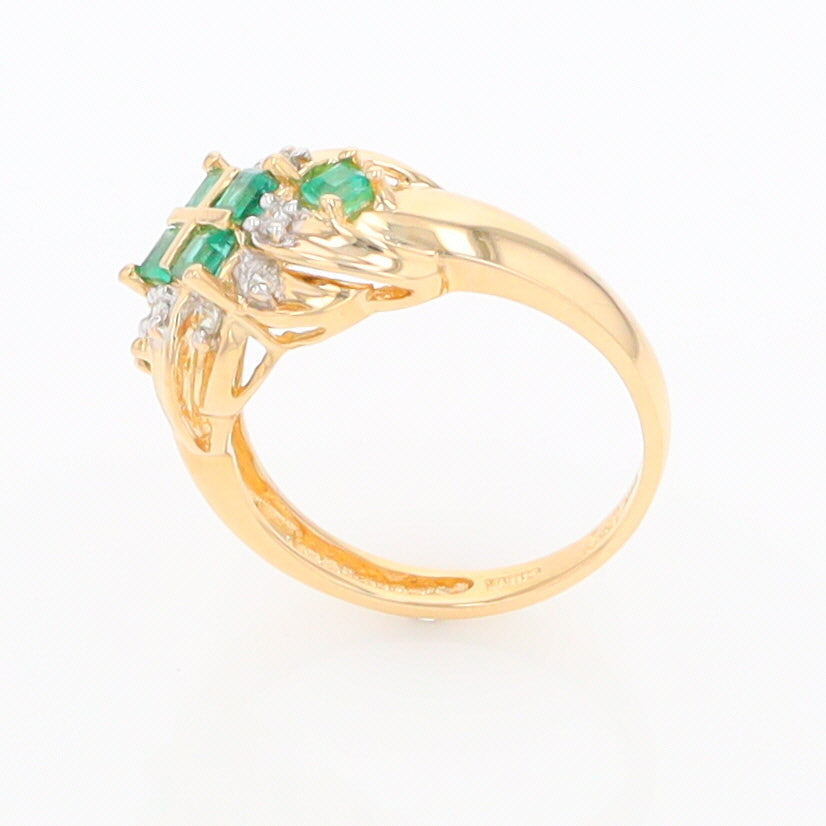 Princess Cut Emerald Diamond Ring