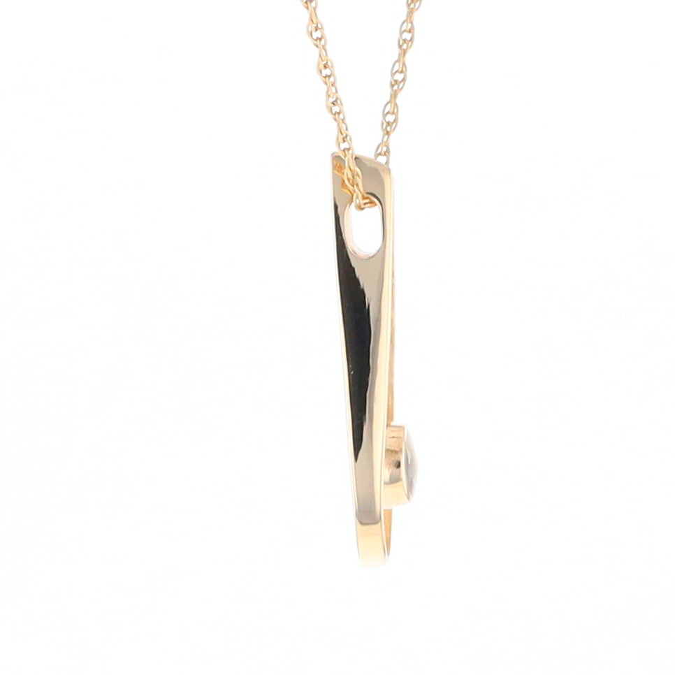 Open Teardrop Round Gold Quartz Inlaid Pendant