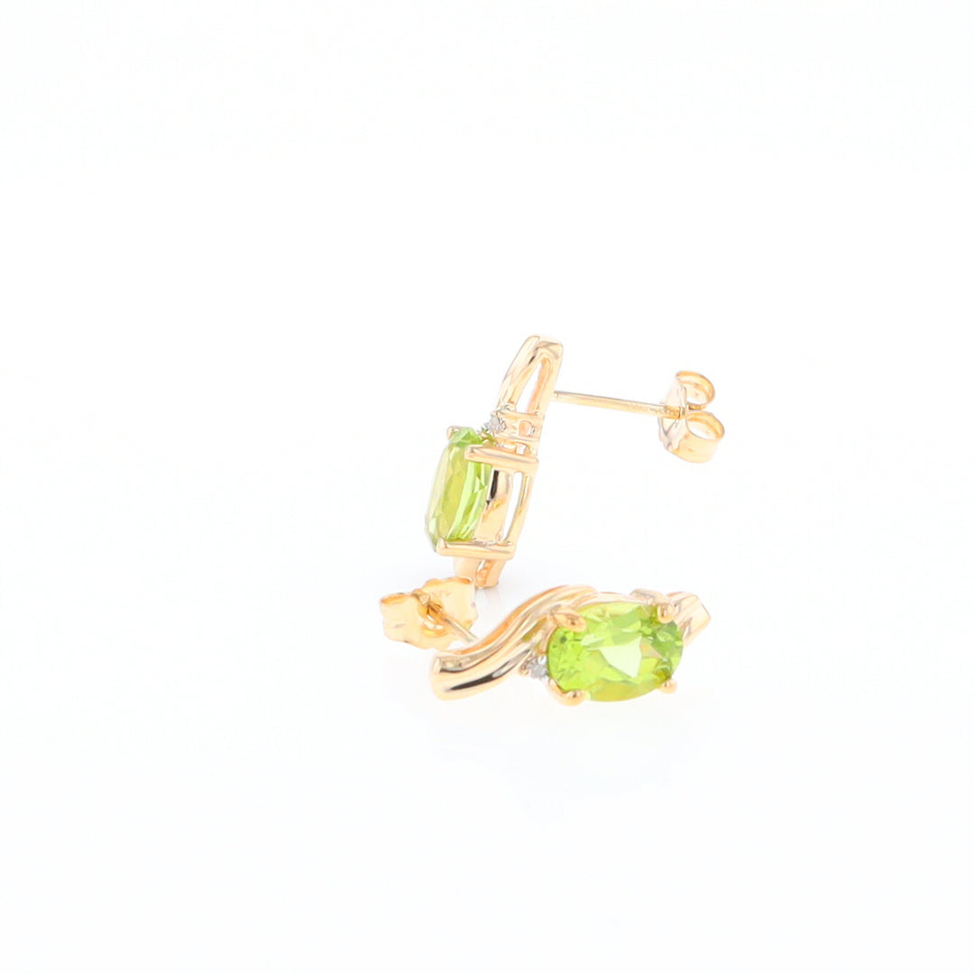 Peridot Ribbon Stud Earrings