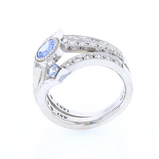 The Queen's Ring - Ceylon Sapphire