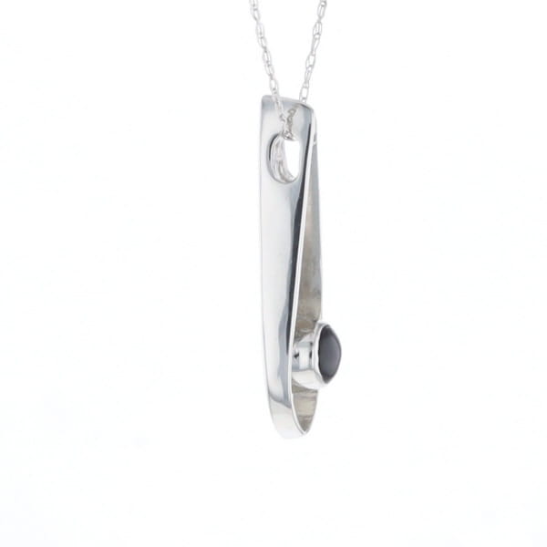 Open Teardrop Round Onyx Inlaid Pendant