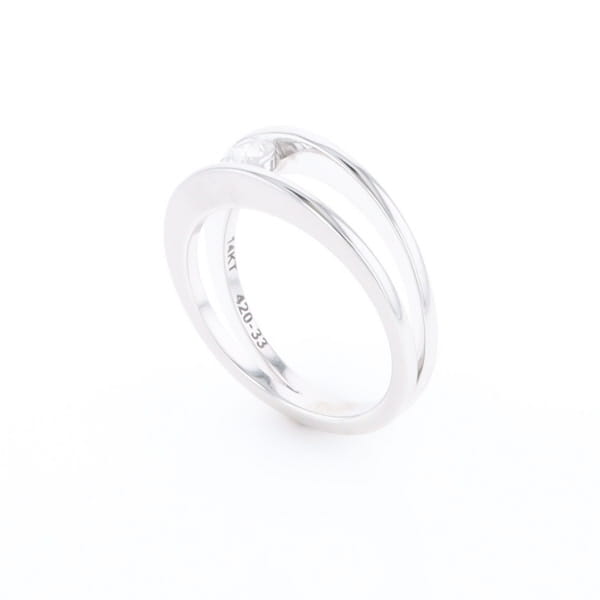 Kiss Ring