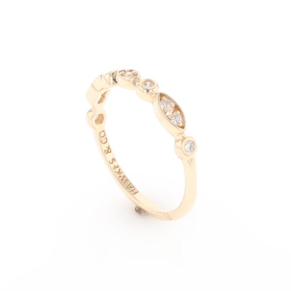 Simply Vintage Wedding Band