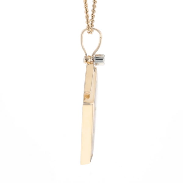 Gold Quartz Necklace Kite Shape Inlaid Pendant with .27ctw Diamonds