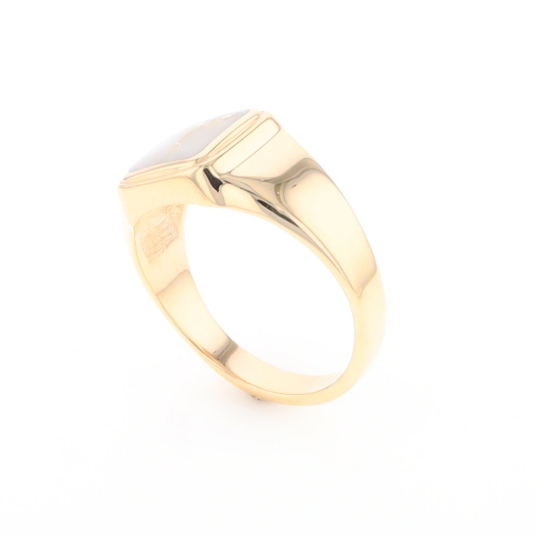 Gold Quartz Ring Square Inlaid Design