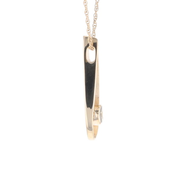 Open Teardrop Round Gold Quartz Inlaid Pendant