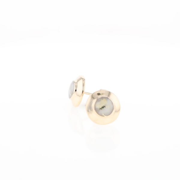 Gold Quartz Earrings Round Inlaid Design