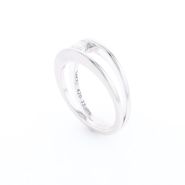 Kiss Ring