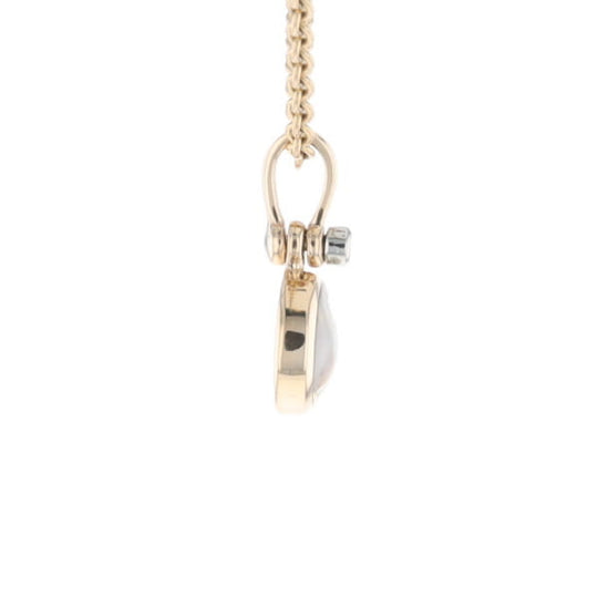 Round Gold Quartz Inlaid Pendant