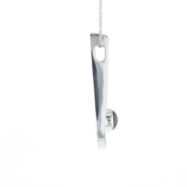 Open Teardrop Round Onyx Inlaid Pendant