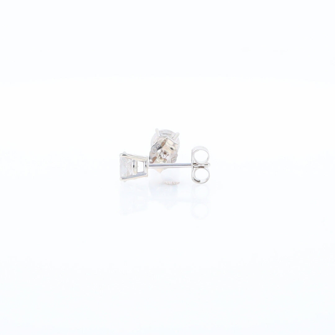 0.77ctw Round Brilliant Cut Diamond Stud Earrings