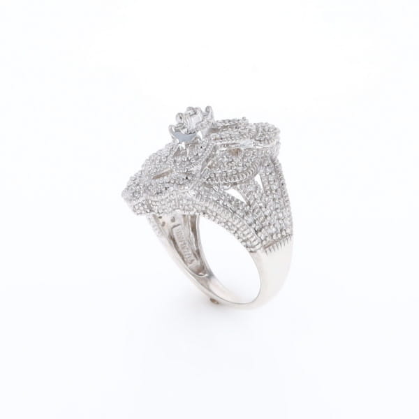 Floral Filigree Design Diamond Ring