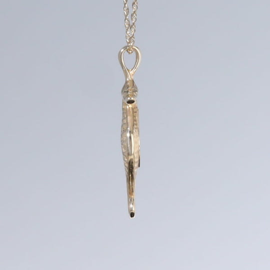Opal Pendant Inlaid Realistic Sea Horse Design