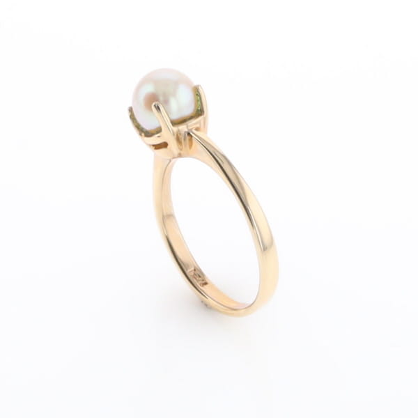 Solitaire Cultured Pearl Ring