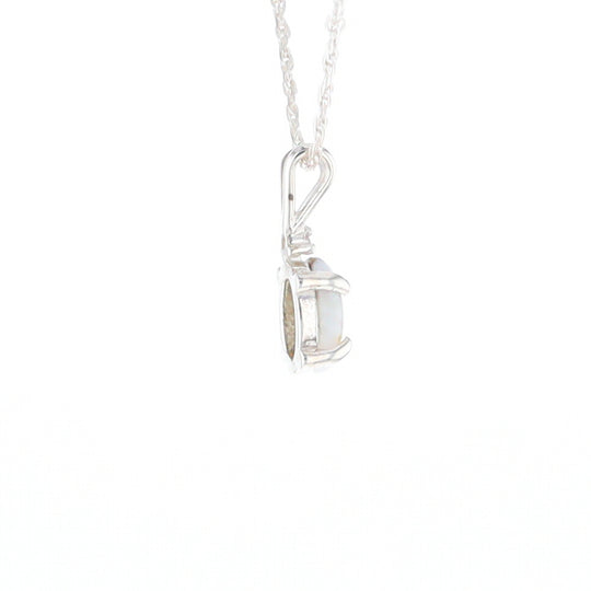 Gold Quartz Cabochon Necklace