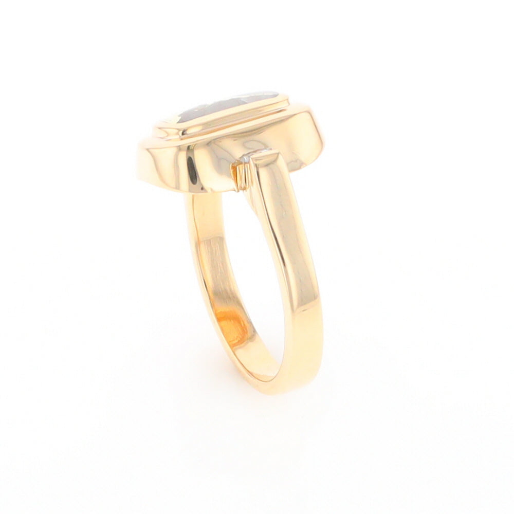 Gold Quartz Ring Oval Inlaid Design with .06ctw Round Diamonds