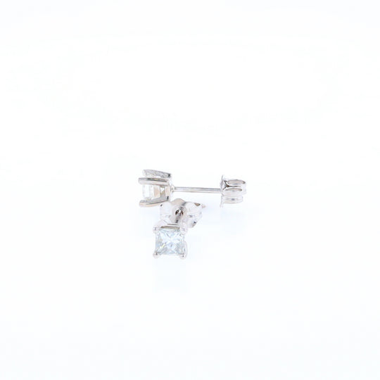 0.51ctw Diamond Stud Earrings