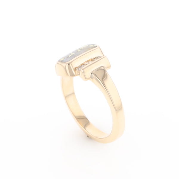 Gold Quartz Ring Oval Inlaid Design with .24ctw Round Diamonds