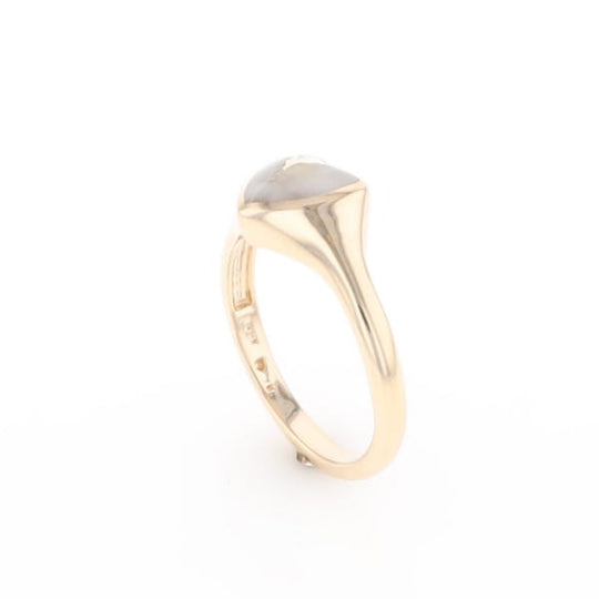 Gold Quartz Ring Heart Shape Inlaid Design