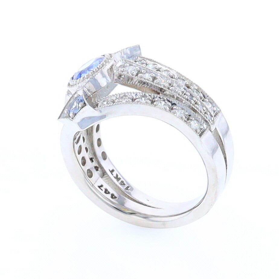 The Queen's Ring - Ceylon Sapphire