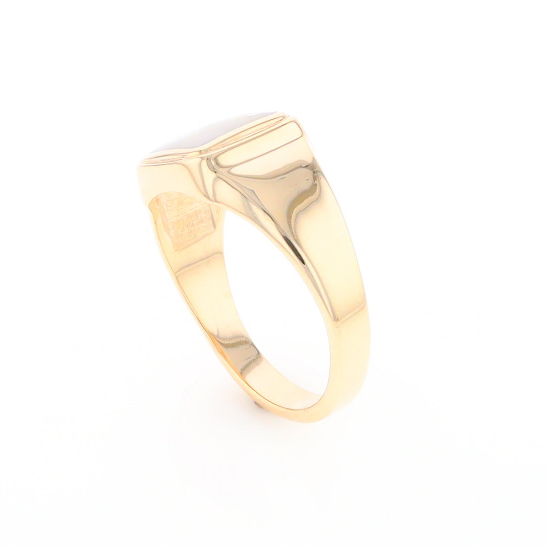 Gold Quartz Ring Square Inlaid Design