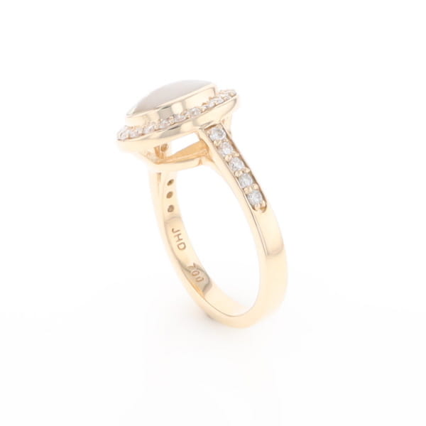 Oval Gold Quartz Inlaid Ring with 0.65ctw Diamond Halo