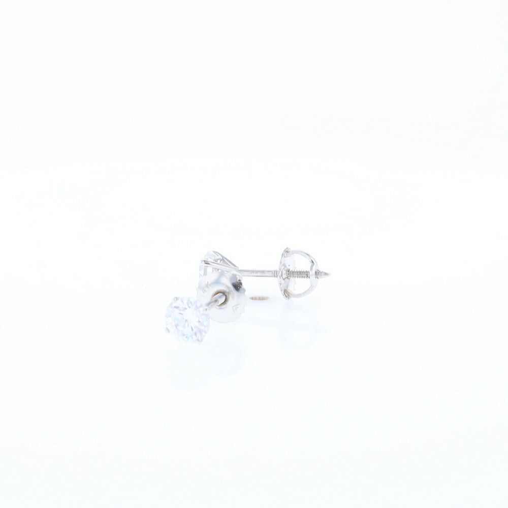 1.06ctw Diamond Stud Earrings