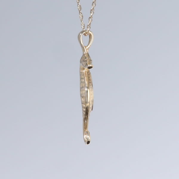 Opal Pendant Inlaid Realistic Sea Horse Design