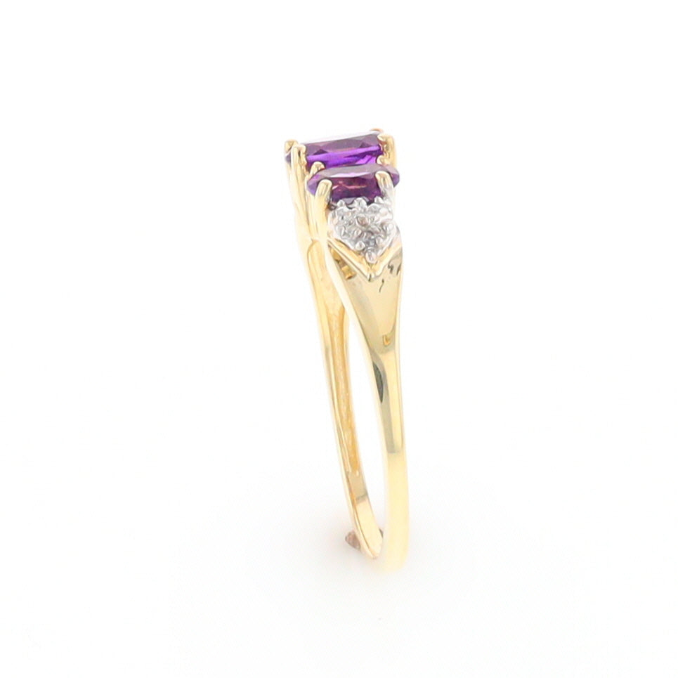 Three stone ring with amethyst