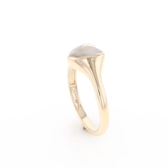 Gold Quartz Ring Heart Shape Inlaid Design