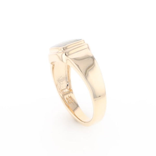 Gold Quartz Ring Square Inlaid Design