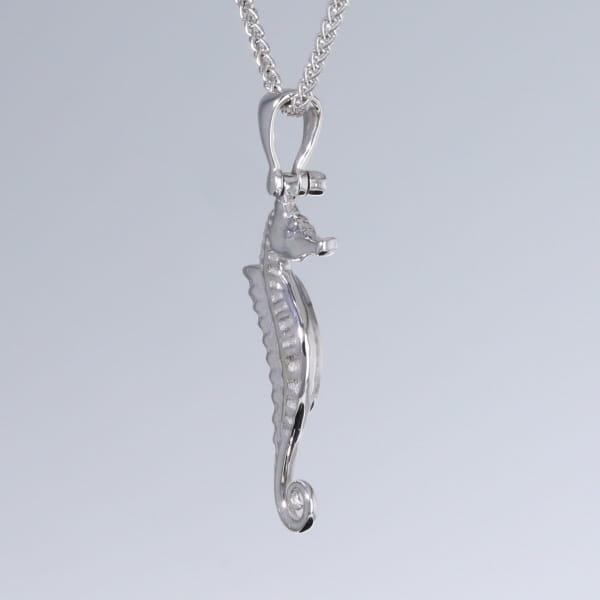 Opal Pendant Inlaid Realistic Sea Horse Design