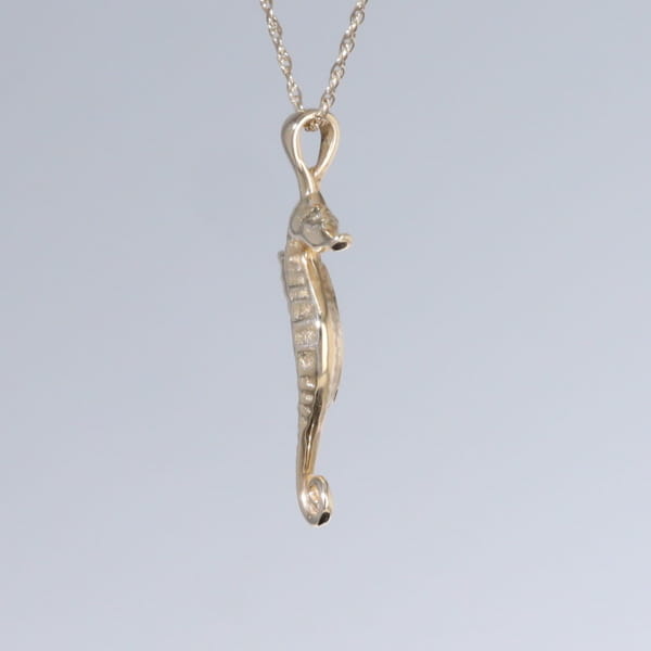 Opal Pendant Inlaid Realistic Sea Horse Design