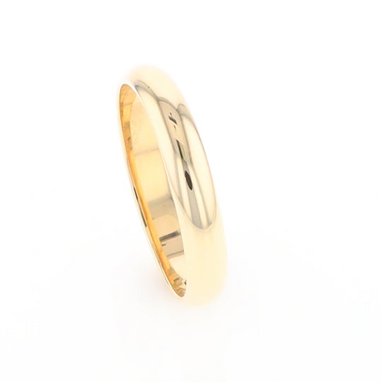 Plain Gold Men's Wedding Band