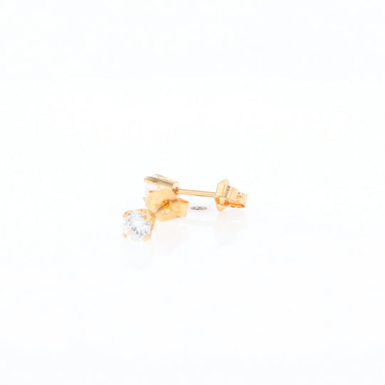 0.34ctw Diamond Stud Earrings