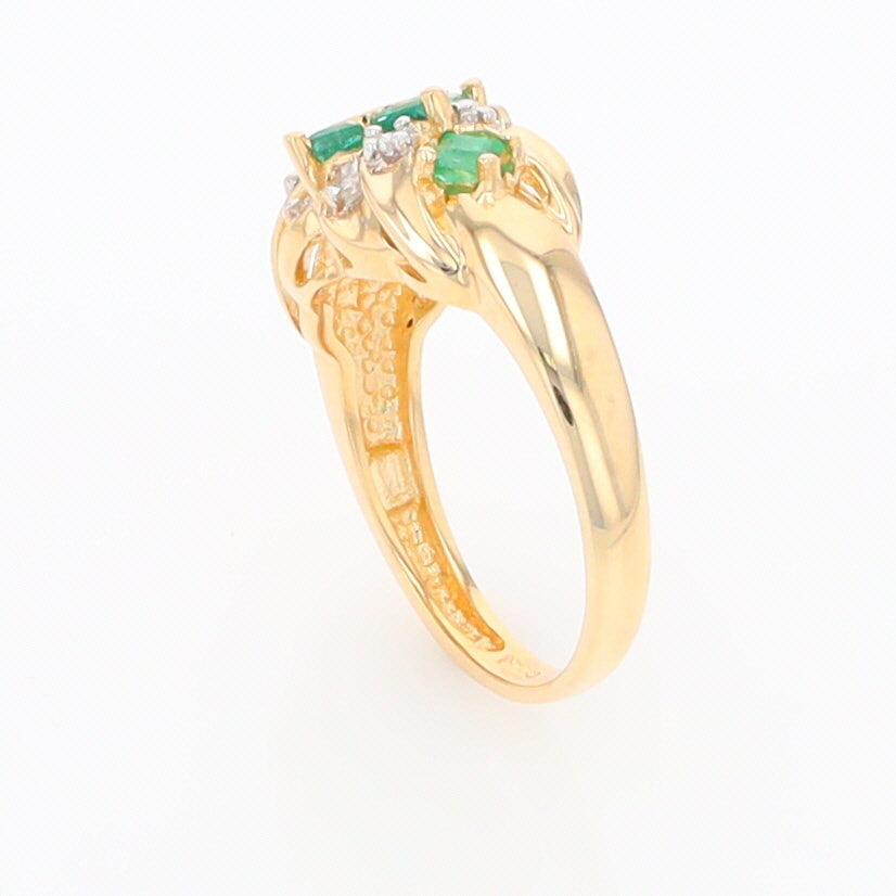 Princess Cut Emerald Diamond Ring