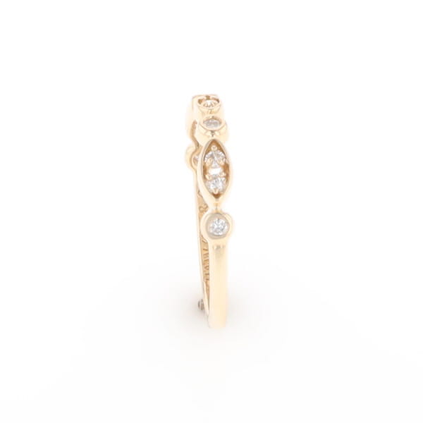 Simply Vintage Wedding Band